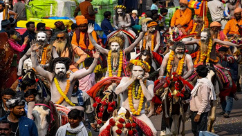 भारतको महाकुम्भ मेला : विश्वकै ठूलो धार्मिक उत्सव, यस्ताे छ विशेषता
