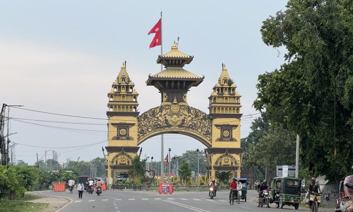 उत्तरी नाका अवरुद्ध भएपछि वीरगंज मा व्यापारिक चाप, दैनिक आयात ७० प्रतिशतले बढ्यो