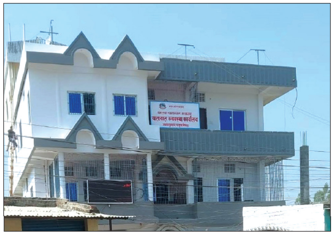 मधेशमा कर्मचारी कटौतीको निर्णयमाथि प्रश्न, यातायात कार्यालयमा दरबन्दीभन्दा बढी कर्मचारी
