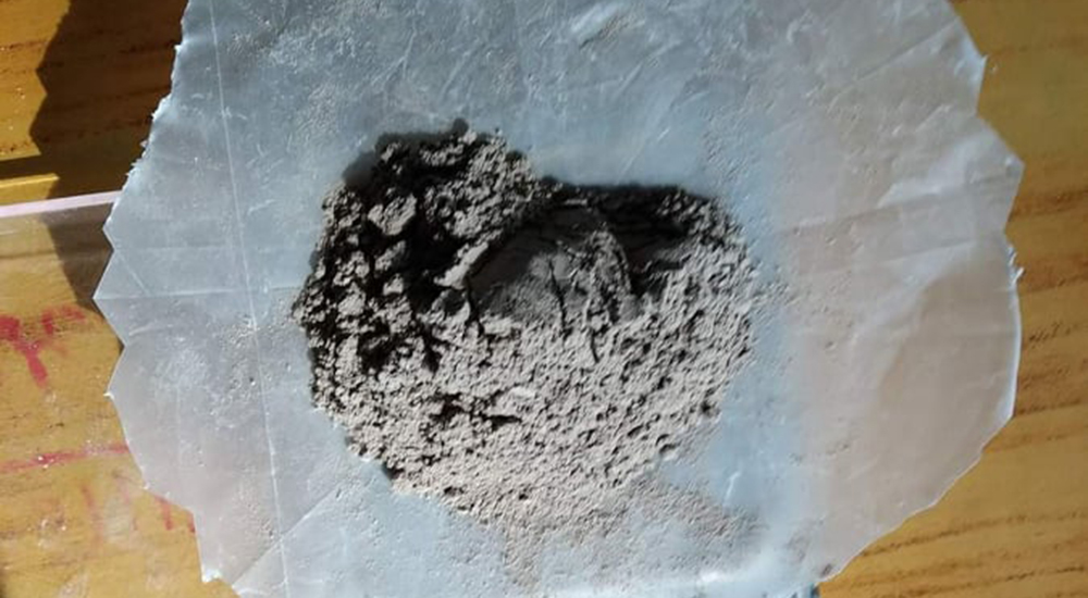 वीरगंजका चारजना सहित ८ जना चितवनमा खैरो हिरोइन सहित पक्राउ