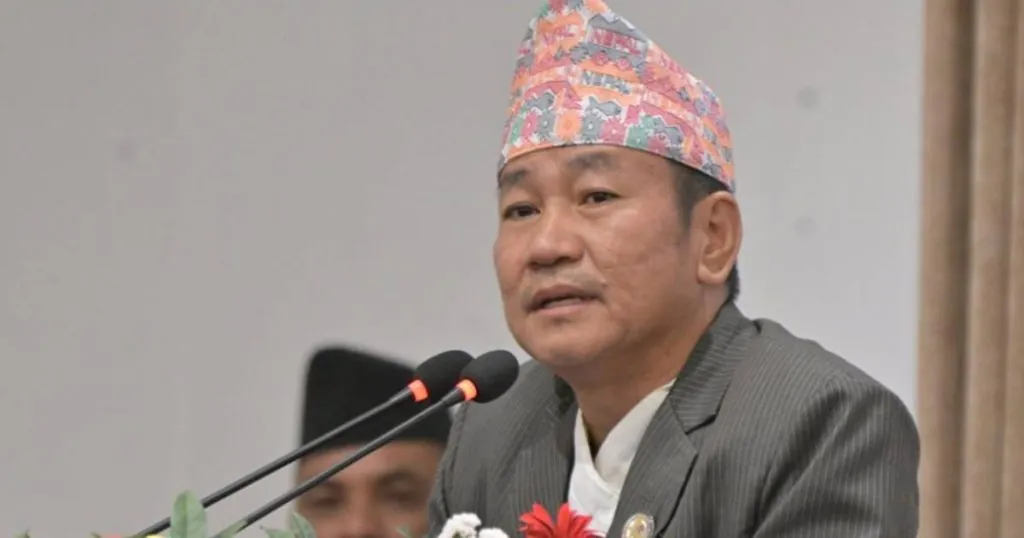 प्रधानमन्त्री बालेन शाहको राजीनामा माग गर्दै विपक्षी सांसदहरूको संसद्मा विरोध