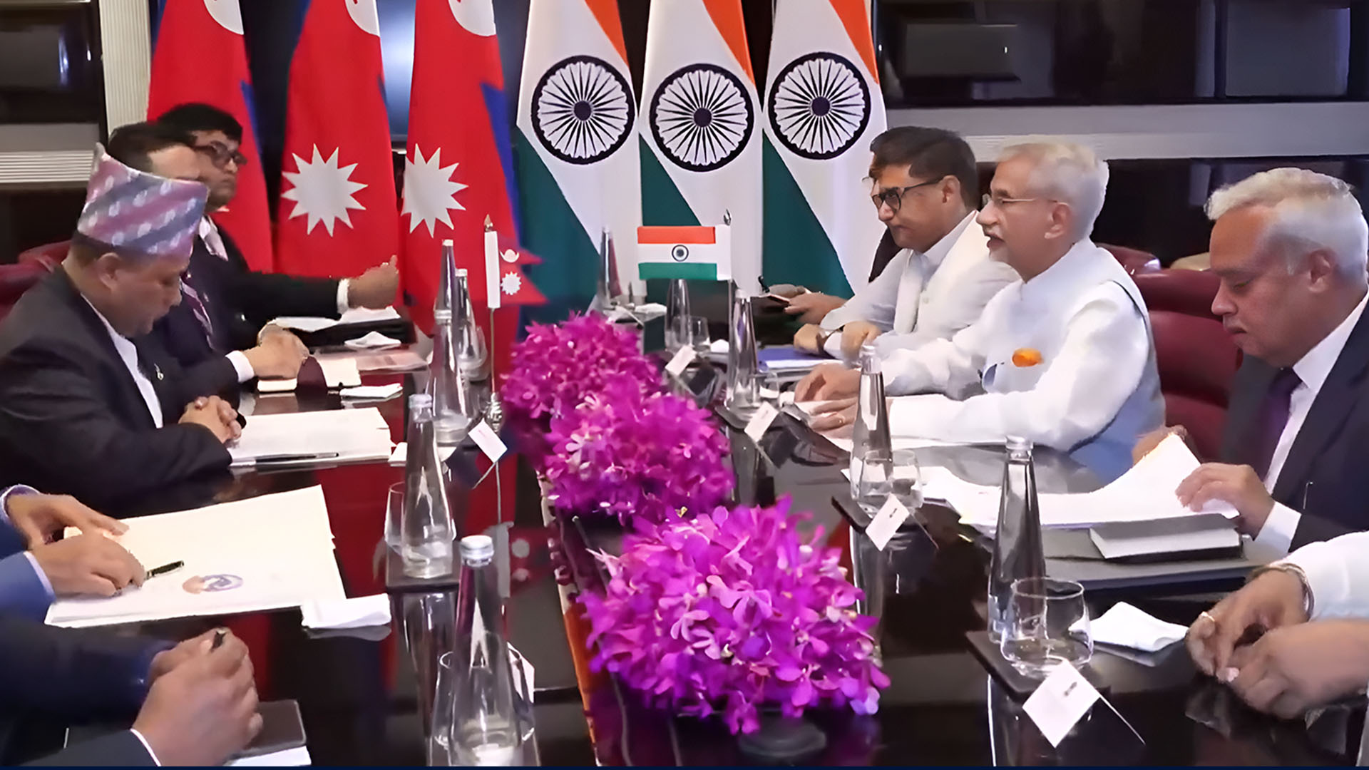 परराष्ट्रमन्त्री शिशिर खनाल र भारतीय विदेशमन्त्री एस जयशंकरबीच भेटवार्ता