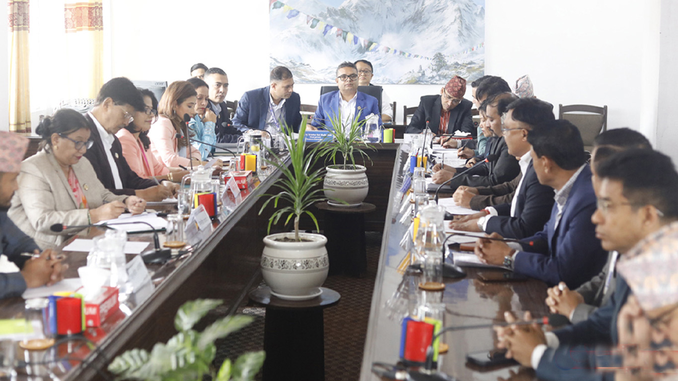 सहकारीको नियमन नेपाल राष्ट्र बैंकलाई दिन बैंकर्सको सुझाव